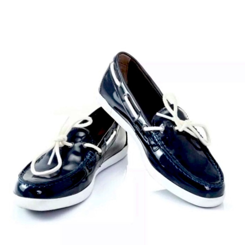 Cole Haan Navy Patent Leather Nantucket camp boat shoes size 7.5